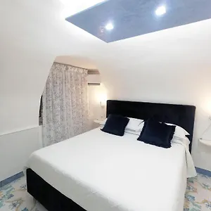 Domus Myosotis , Naples Italy